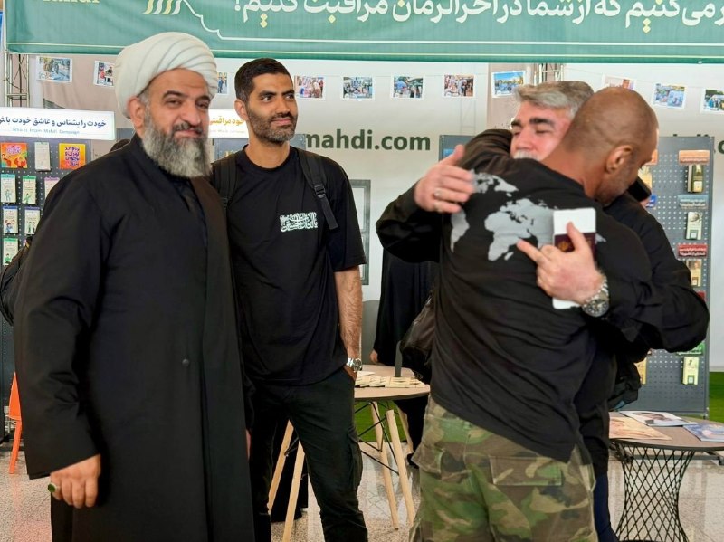 جمعی از چهرههای ورزشی کشور در قالب کاروانی راهی زیارت کربلا شدند