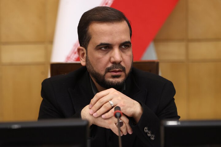در گفتوگو با دیدهبان ایران مطرح شد؛ 🗣 مجتبی یوسفی، نماینده مجلس: 🔴 عمان از ابتدا به مسئولان اعلام کرده بود که همراه آمریکا است و کارهای خود را با نظر آمریکا کار پیش میبرد 🔴