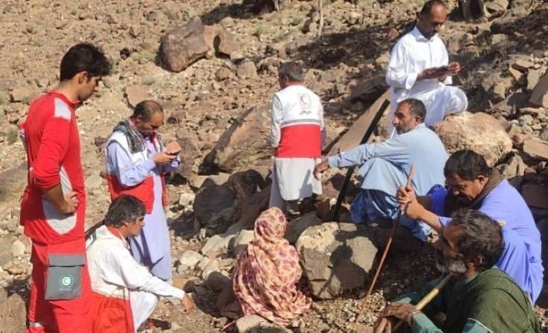 نجات موفق بانوی مفقودشده در ارتفاعات تفتان پس از ۱۴ ساعت عملیات نفسگیر امدادگران