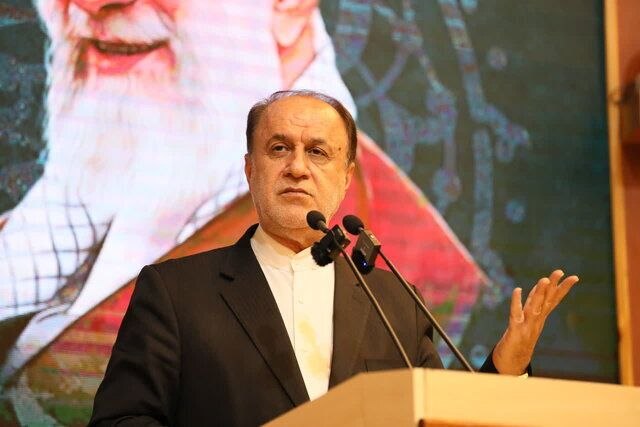 نایب رئیس مجلس: هر کشوری به آمریکا برای حمله به ایران کمک کند، هدف موشکها قرار میگیرد