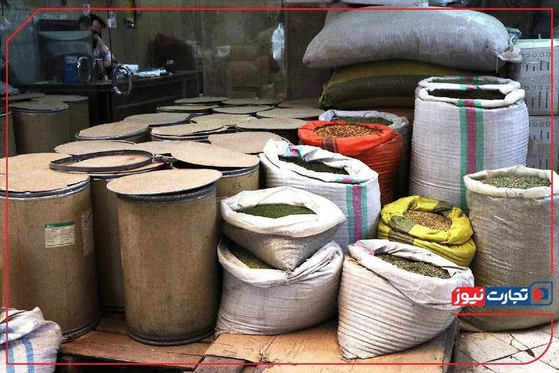 رضا کنگری، رئیس اتحادیه بنکداران مواد غذایی تهران، در گفتوگو با