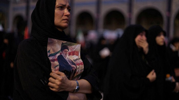 Global Reflection of Public Presence at Farewell Ceremony in Tehran