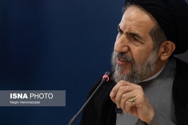 حجتالاسلام ابوترابی: وحدت مثال زدنی قوای سهگانه، تلاش بیوقفه دولتمردان برای گشودن گرهها و چالشها و همراهی بینظیر ایرانیان در برونرفت از