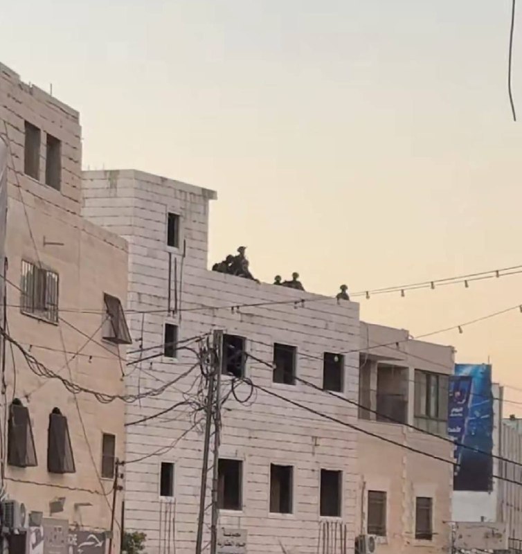 Israeli Forces Raid Qalandia Camp in North Occupied Jerusalem