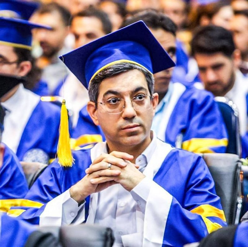 مدیرعامل تاپیکو عنوان کرد: آغوش باز تاپیکو برای دانشآموختگاه شریف مدیرعامل شرکت سرمایهگذاری نفت، گاز و پتروشیمی تأمین (تاپیکو) در مراسم جشن فارغالتحصیلی دانشآموختگان دانشگاه