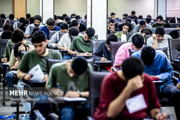خسروپناه: سهمیه ویژه کنکور برای آسیبدیدگان جنگ نیازمند بازنگری دبیر شورای عالی انقلاب فرهنگی با اشاره به طرح سهمیه ویژه کنکور برای آسیبدیدگان جنگ گفت