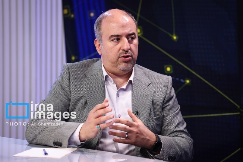 شبکه ملی اطلاعات جایگزین اینترنت نیست/حمایت از پیامرسان های بومی در جنگ