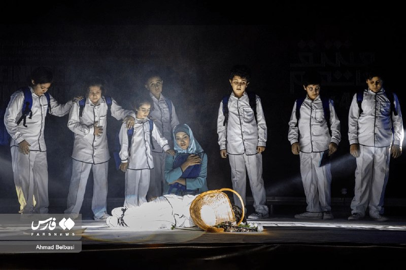 رویداد هنری «مشق ناتمام» بر فراز پل طبیعت برگزار شد