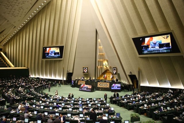 Mohammad Bagher Ghalibaf announced the law on holding open parliamentary sessions in emergency situations