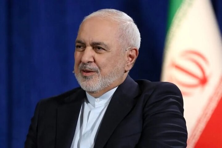 ✍ ظریف: روسیه و چین در این دو جنگ نه همپیمان ایران شدند و نه همکاری معناداری کردند/ نرمخویی با شهروندان و تقویت جامعه مدنی پیشنیاز جهش است