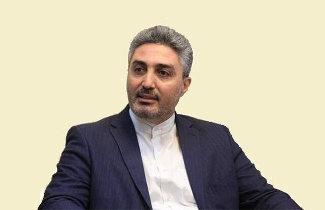 در گفت گو با دیده بان ایران مطرح شد؛ 🗣 عضو کمیسیون اقتصادی مجلس: 🔴 تنگه هرمز ابزاری در دست ماست تا اقتصاد منطقه و جهان را مختل کنیم 🔴 آتش بسی وجود