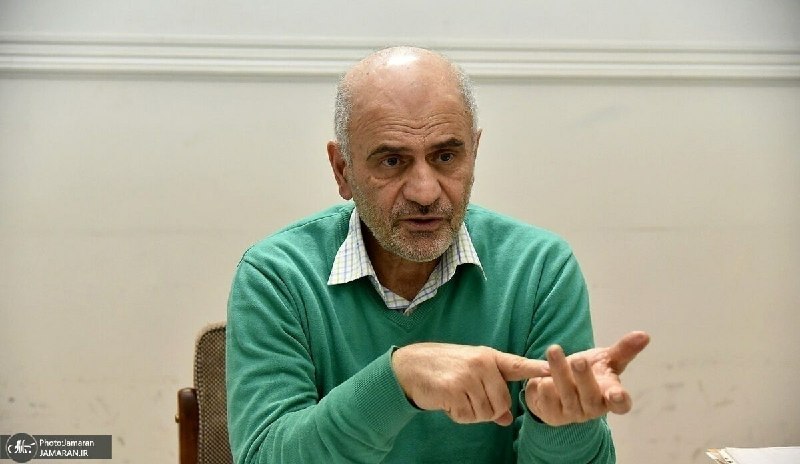 مومنی