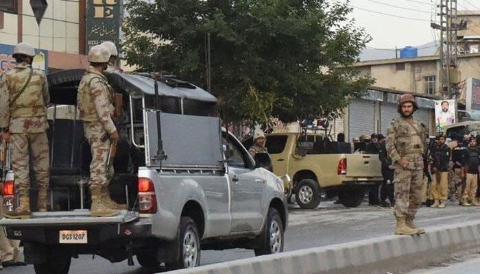 درگیری ارتش پاکستان با تجزیه طلبان در ایالت بلوچستان/۲۱ مهاجم و ۶ نیروی امنیتی کشته شدند