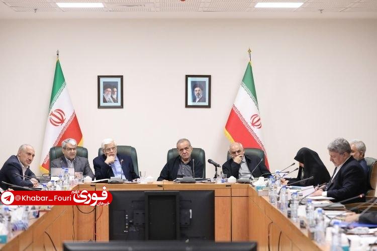 پزشکیان: مقاومت ملت ایران الگویی بینظیر از ایستادگی در برابر زور و ظلم رئیس جمهور در جلسه هیئت دولت
