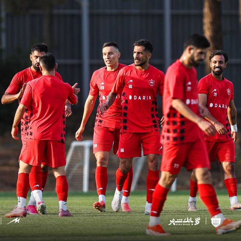 پرسپولیس عازم اردوی 12 روزه در ترکیه تیم فوتبال پرسپولیس برای برپایی اردوی آمادهسازی پیشفصل، عصر پنجشنبه راهی ارزروم ترکیه میشود و به مدت 12