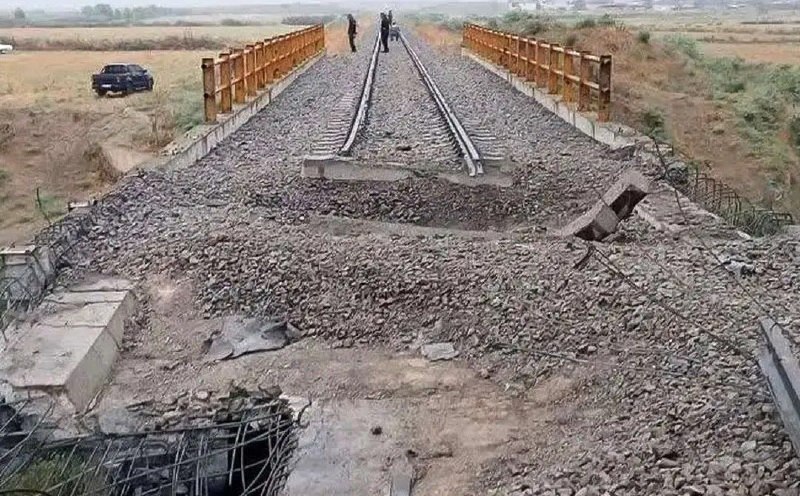Golestan governor: Damaged Aqqala bridge reopened within 24 hours