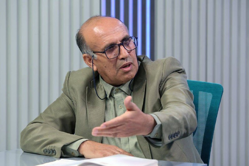 نظام اقتصادی نیاز به اصلاح ساختاری دارد / تراستیها به دنبال تضعیف جامعه هستند مهدی پازوکی، تحلیلگر مسائل اقتصادی، در واکنش به تأثیرات حضور «کاسبان