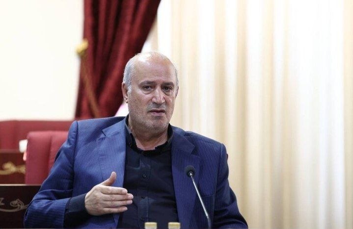 دستور تاج هیچ وقت اجرا نمی شود و پولهای نجومی به فوتبالیستها پرداخت خواهد شد اطلاعات نوشت