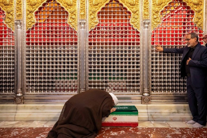 پدر و دختر به زیارت علمدار رفتند