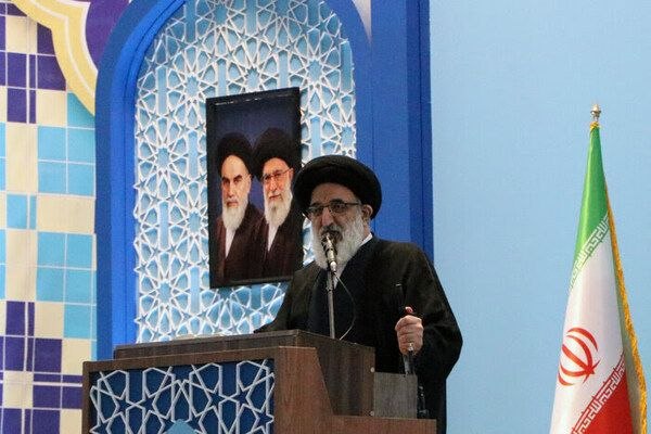 امام جمعه کرج: شعار انتقام سرلوحه ما خواهد بود