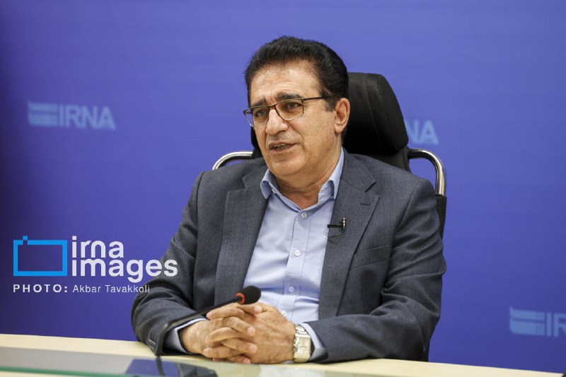 ۲۶ مرداد؛ بازگشت از اسارت، ماندن در آزادگی قادر آشنا-مشاور وزیر و دبیر شورای فرهنگ عمومی کشور