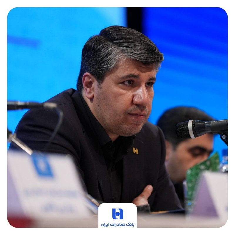 تاکید مدیرعامل بانک صادرات ایران بر ارتقای خدمات بانکی