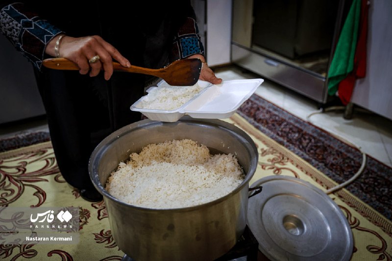خانهای در تهران به آشپزخانه برای زائران تبدیل شد