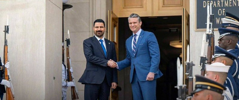 تصاویر دیگری از دیدار علی الزیدی با وزیر جنگ آمریکا