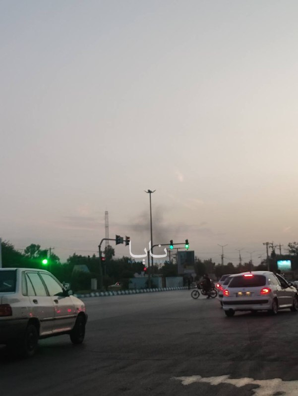 دود ناشی از حملات آمریکا به اهواز در ساعت ۰۵:۳۰ صبح پنجشنبه 🤬 1