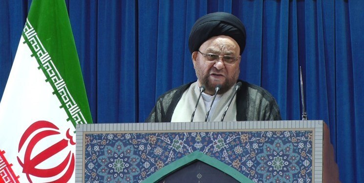 امام جمعه اصفهان: 🔴 حضور مردم در خیابان تا زمانی که رهبری لازم بدانند باید ادامه داشته باشد