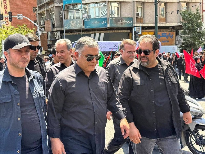 حضور وزیر نفت و معاونانش در مراسم تشییع