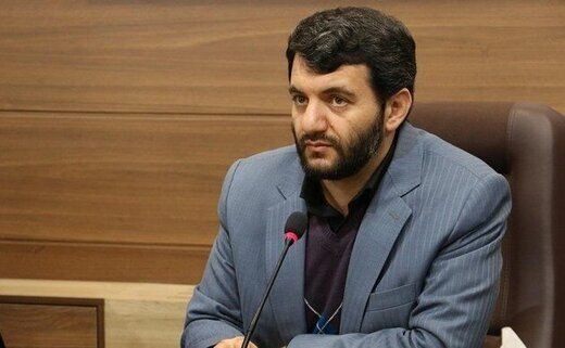 خراسان: وزیر عزل شده توسط رئیسی با حرفهای بی ربط، پز رزومه اش را هم می دهد