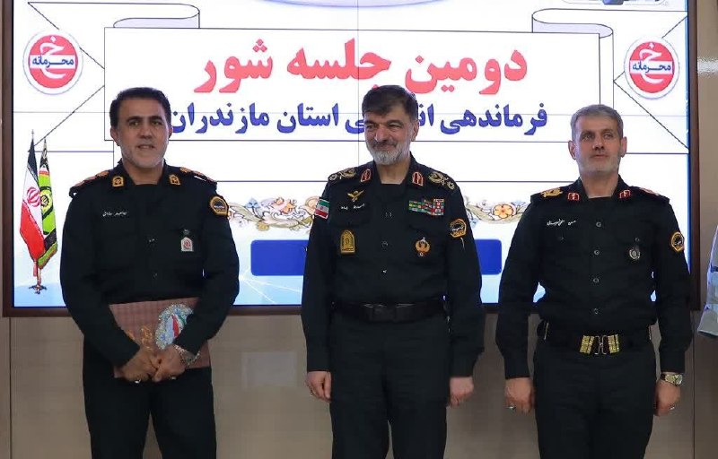 فرمانده کل انتظامی کشور: پلیس، در کنار مردم آماده مقابله با هرگونه ناآرامی و برهم زنندگان نظم عمومی است