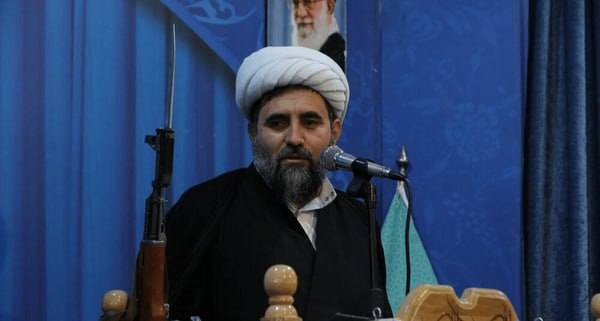 امام جمعه اصفهان: 🔴 باید ادبیات انتقامی را تقویت کنیم 🔴 گفتمان «وادادگی» می گوید همه چیز حتی تنگه هرمز را بدهیم 🔴 ما شعار «مرگ بر آمریکا» را دادیم