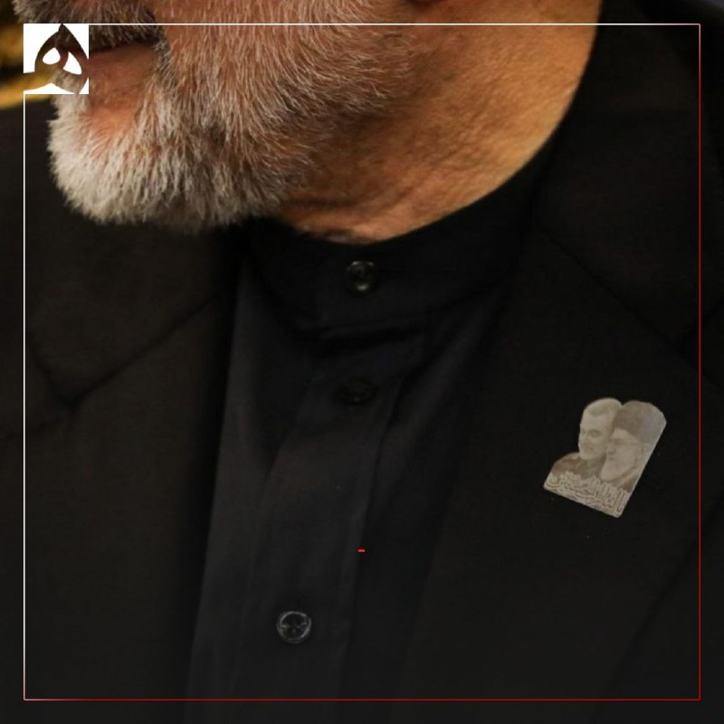 Symbol on Qalibaf's chest during meeting with Hamas representative