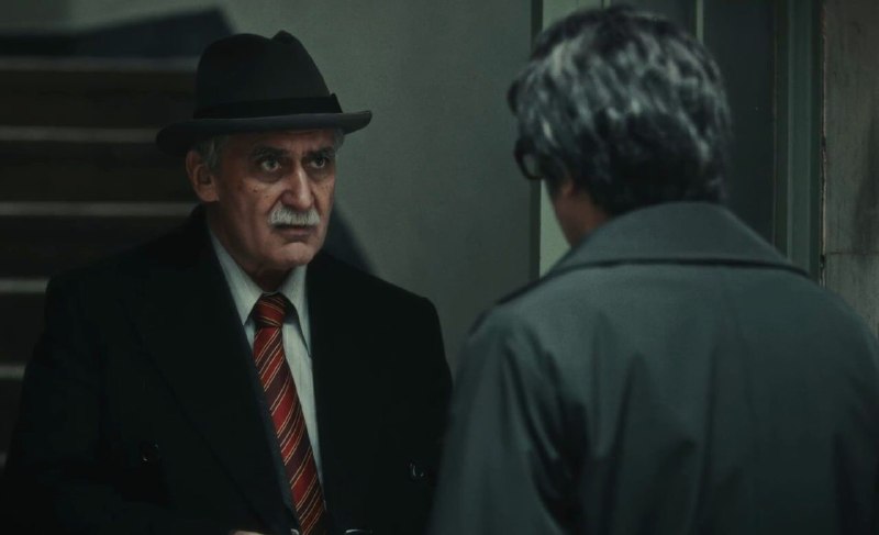«کلاغ»؛ نوستالژیِ مقوایی و داستانی که به جای تصویر، توضیح داده میشود علی رضایی -منتقد سینما