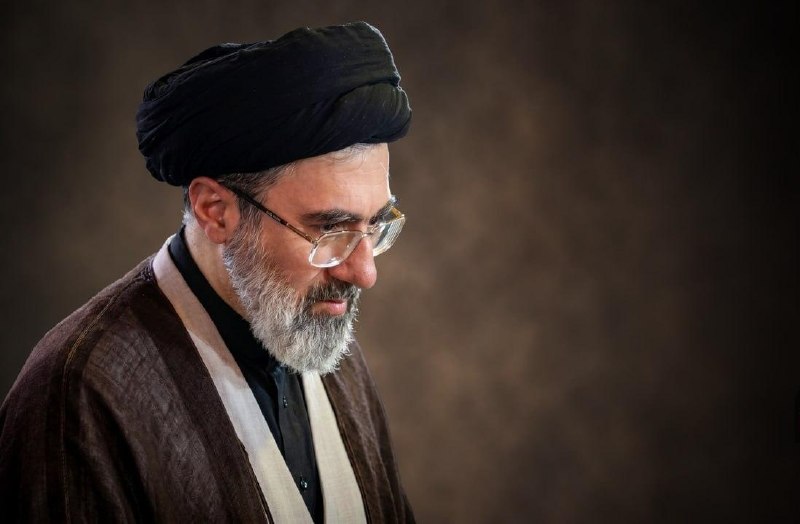 New image of Iran's leader released