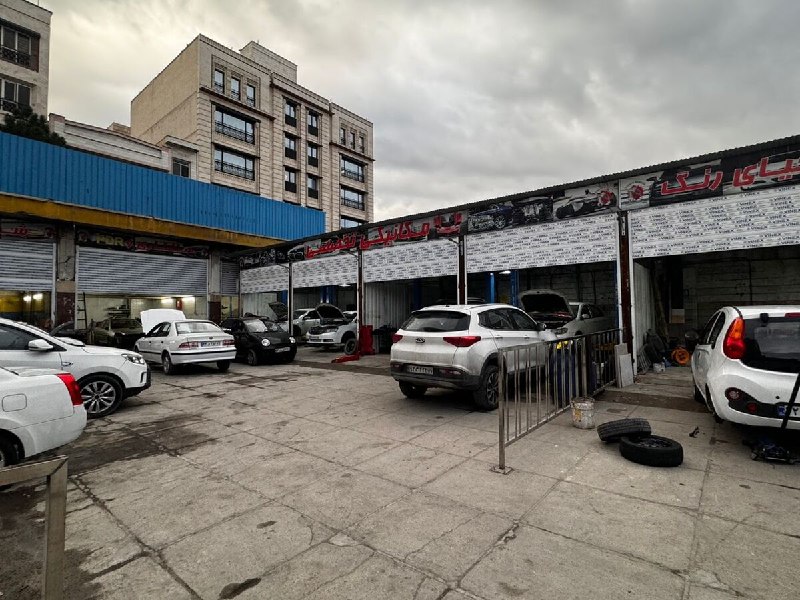 هزینه تعمیرات خودرو در یک سال گذشته۳۰ تا ۴۰ درصد بالا رفت /کیفیت بنزین ایران با استانداردها فاصله دارد علیرضا نیکآیین، عضو اتحادیه تعمیرکاران خودرو