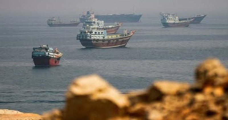 رئیس کمیسیون گمرک اتاق بازرگانی، صنایع، معادن و کشاورزی ایران، با تاکید بر اینکه تحریمها و محاصره های اقتصادی امکان متوقف کردن کامل تجارت خارجی کشور را ندارند، گفت