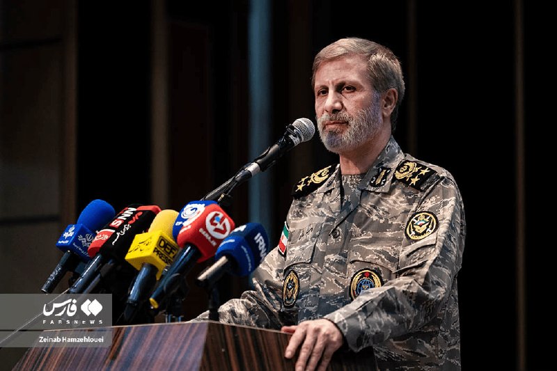 سرلشکر حاتمی: تصویر رئیسجمهور آمریکا، تصویر یک بازندۀ بزرگ است
