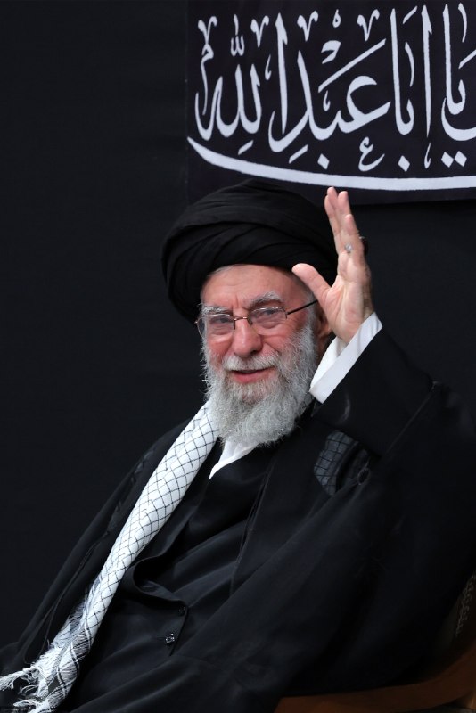 آیتالله علی خامنهای یک سال پیش در 14 تیر 1404 به مجلس عزای سیدالشهدا آمدند
