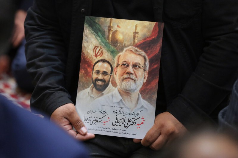 حدادعادل: حضور لاریجانی در روز ۹ و ۱۰ اسفند خیلی موثر بود