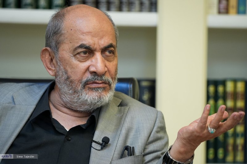 رفیقدوست: امام من را صدا کرد و گفت بمب اتم نسازید / تنگه هرمز آبراه بینالمللی نیست / جنگنده هم ساختهایم و در حال تکثیرش هستیم محسن رفیقدوست