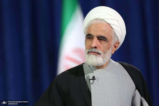 مجید انصاری: در مذاکرات و امضای تفاهمنامه خطوط کلی رهبر انقلاب قطعا رعایت میشود ☑ به رهبری و قوای نظام اعتماد کنیم/ نقش امروز