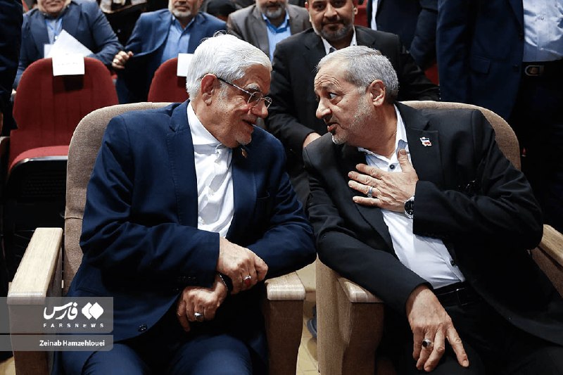 عارف: دولت برنامهای را دنبال میکند که طی ۵ سال، مشکلات معیشتی معلمان حل شود