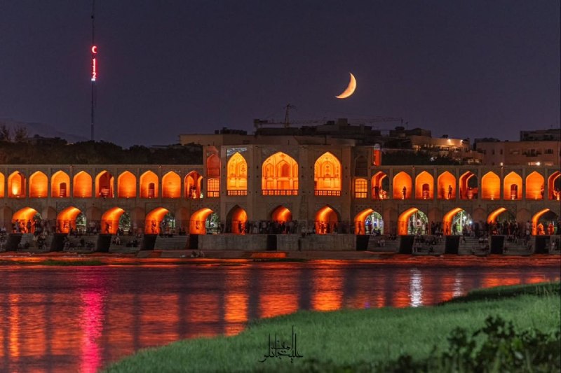 📷 شبهای پل خواجو عکس: امین علیجانلو