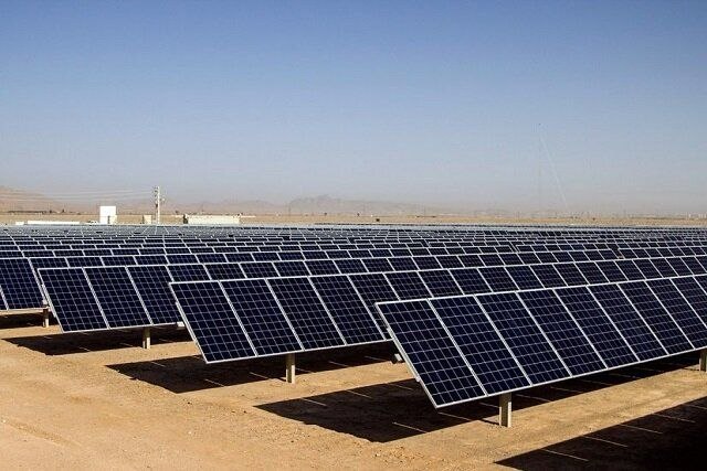 افتتاح دو نیروگاه خورشیدی و «ابر دولت» معاون وزیر ارتباطات در گفتوگو با ایسنا