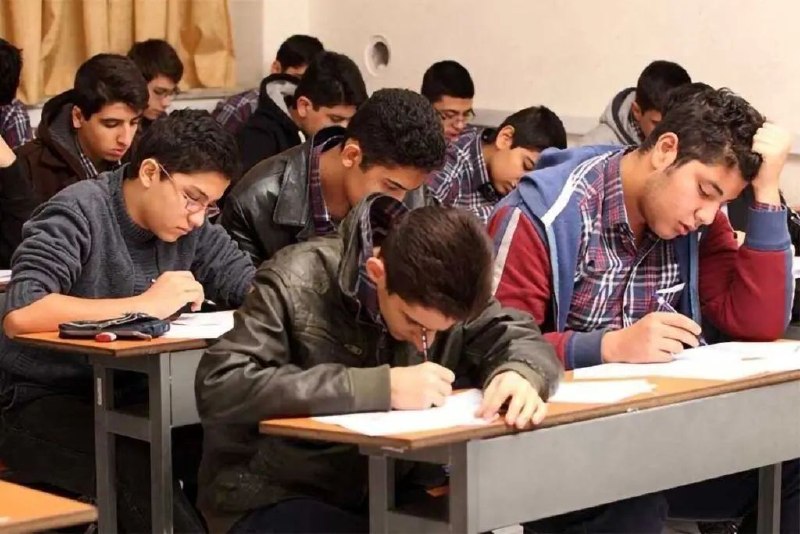 وزارت آموزش و پرورش: تقویم آموزشی مدارس در سال تحصیلی جدید مبتنی بر آموزش حضوری است صادقی، رئیس مرکز اطلاع رسانی و روابط عمومی وزارت آموزش و پرورش