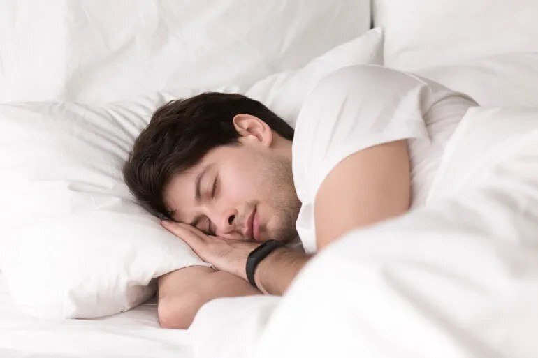 چگونه اختلالات خواب منجر به آلزایمر و دیابت میشود؟