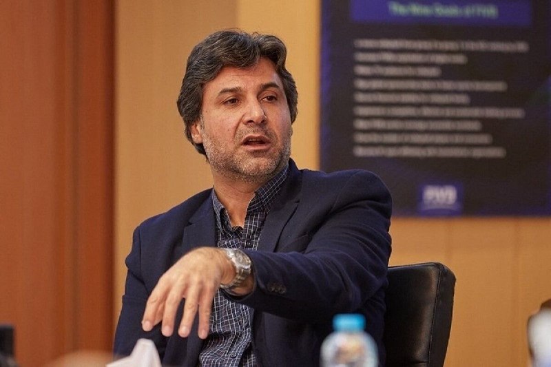 روایتی از تغییر کاپیتان تیم ملی؛ شاید میخواستند فشار از روی مرتضی برداشته شود؛ افشاردوست: در ورزش پایه ما به دنبال نتیجهگرایی هستیم محمود افشاردوست، کارشناس والیبال در